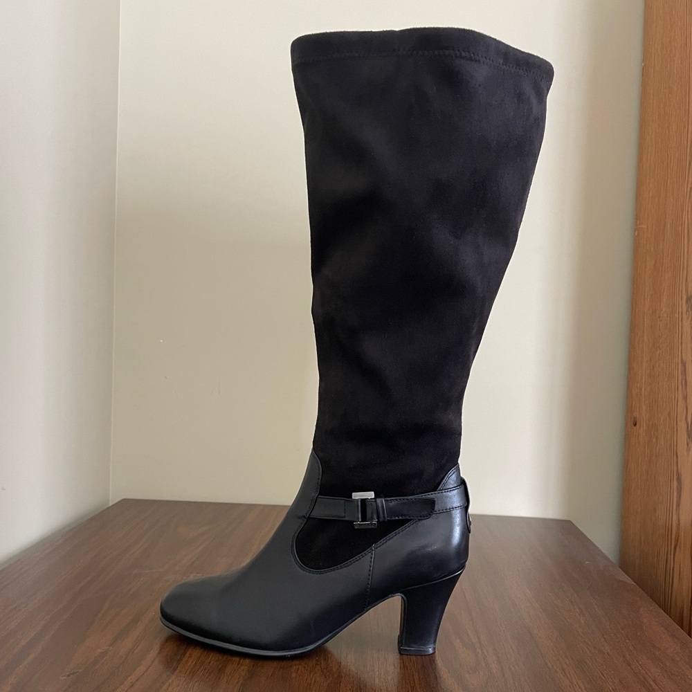 Blondo Black Heeled Boots